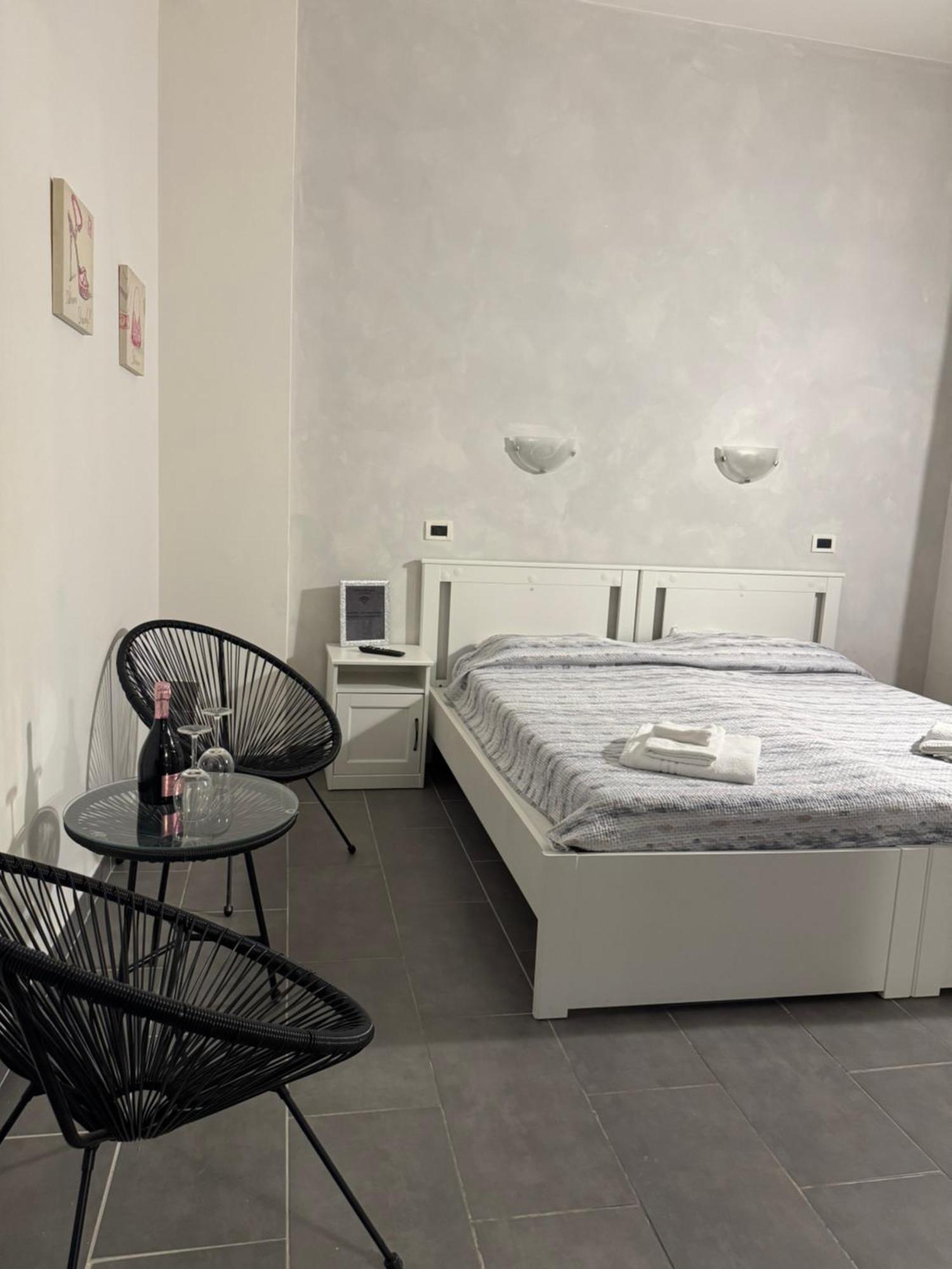 Home Rome Relax Exteriör bild