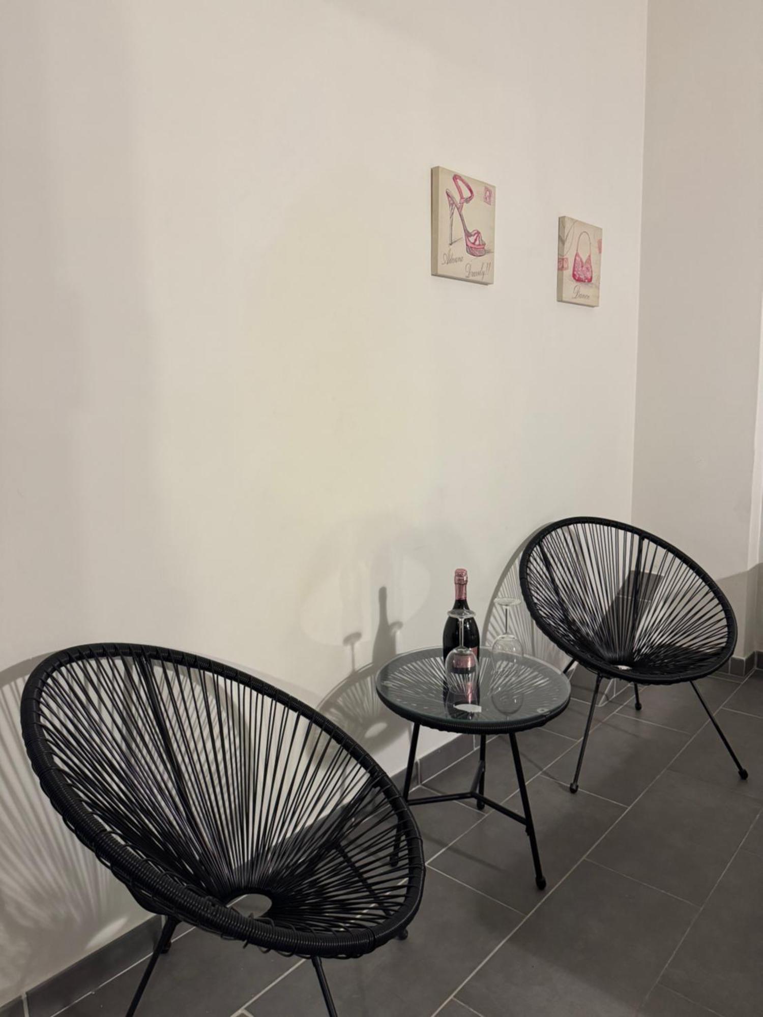 Home Rome Relax Exteriör bild